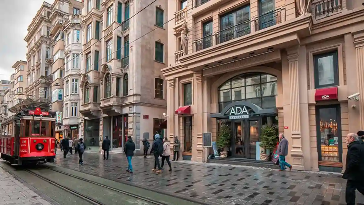 architecture of istiklal street
