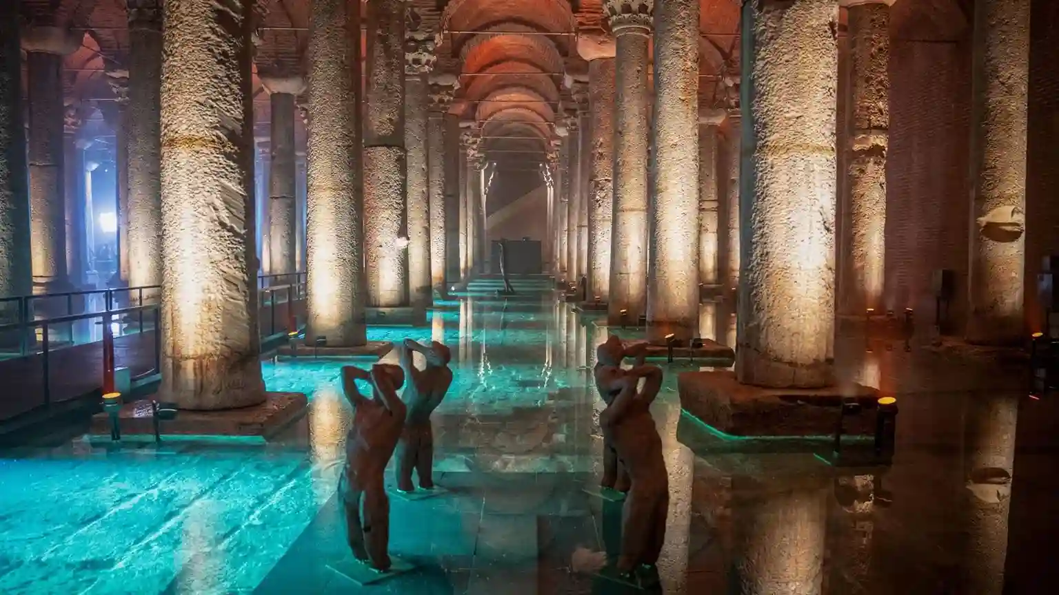Atmosphere of the Cistern
