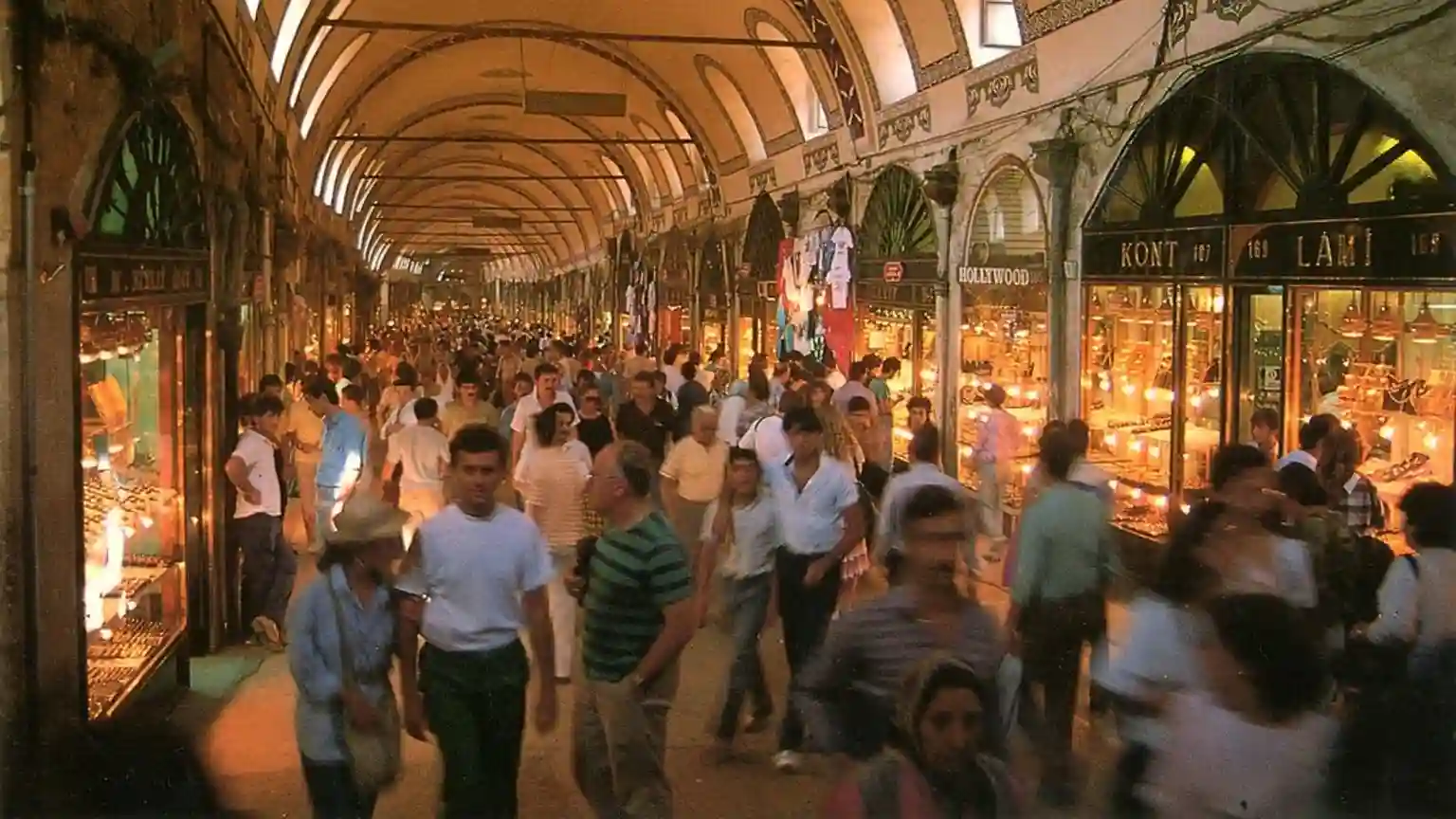 kalpakcilar carsisi in grandbazaar