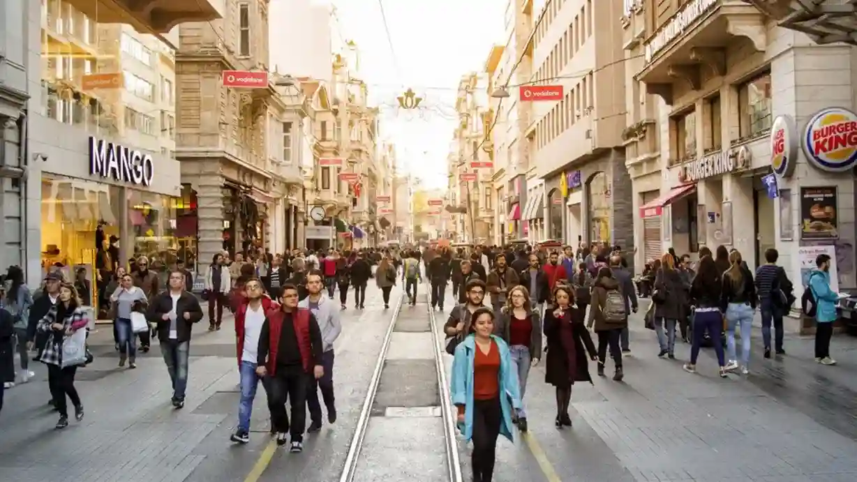shopping on istiklal street